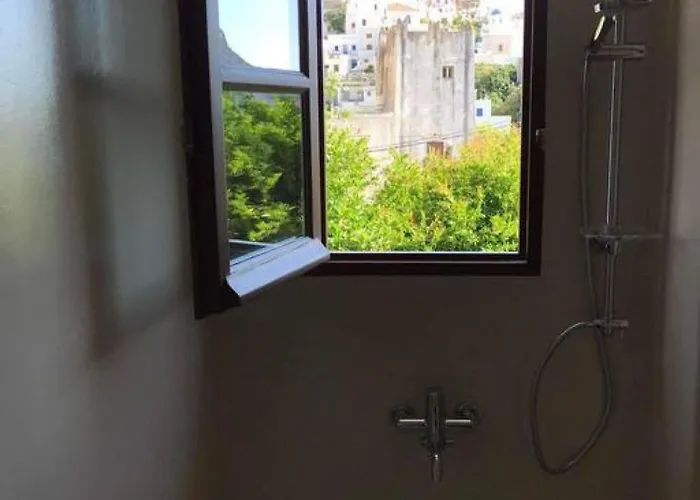 Giannakis' Filoxenia Filóti