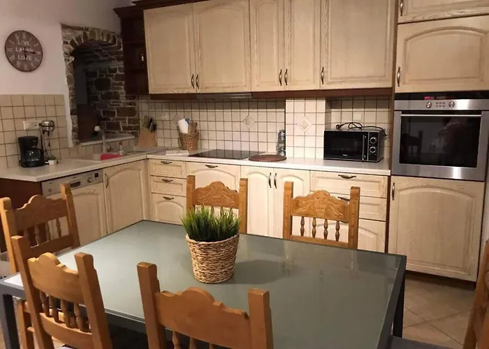 Giannakis' Filoxenia Filóti